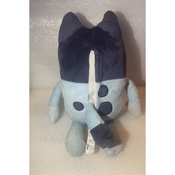 Bluey | Talking Stuffed Animal Toy | Says 3 Phrases & Plays Theme Song - Picture 3 of 4